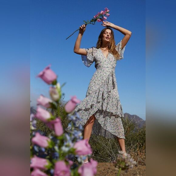 NWOT ASTR ADELLA FLORAL RUFFLE MIDI DRESS - Picture 6 of 6